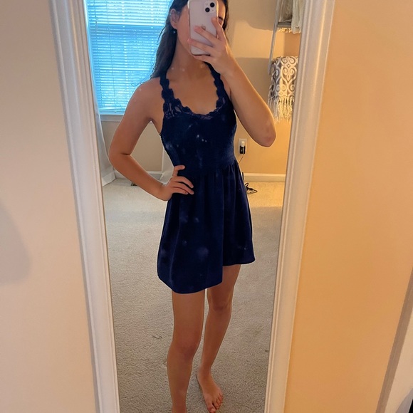 H&M Dresses & Skirts - H&M Divided dark blue lace mini dress